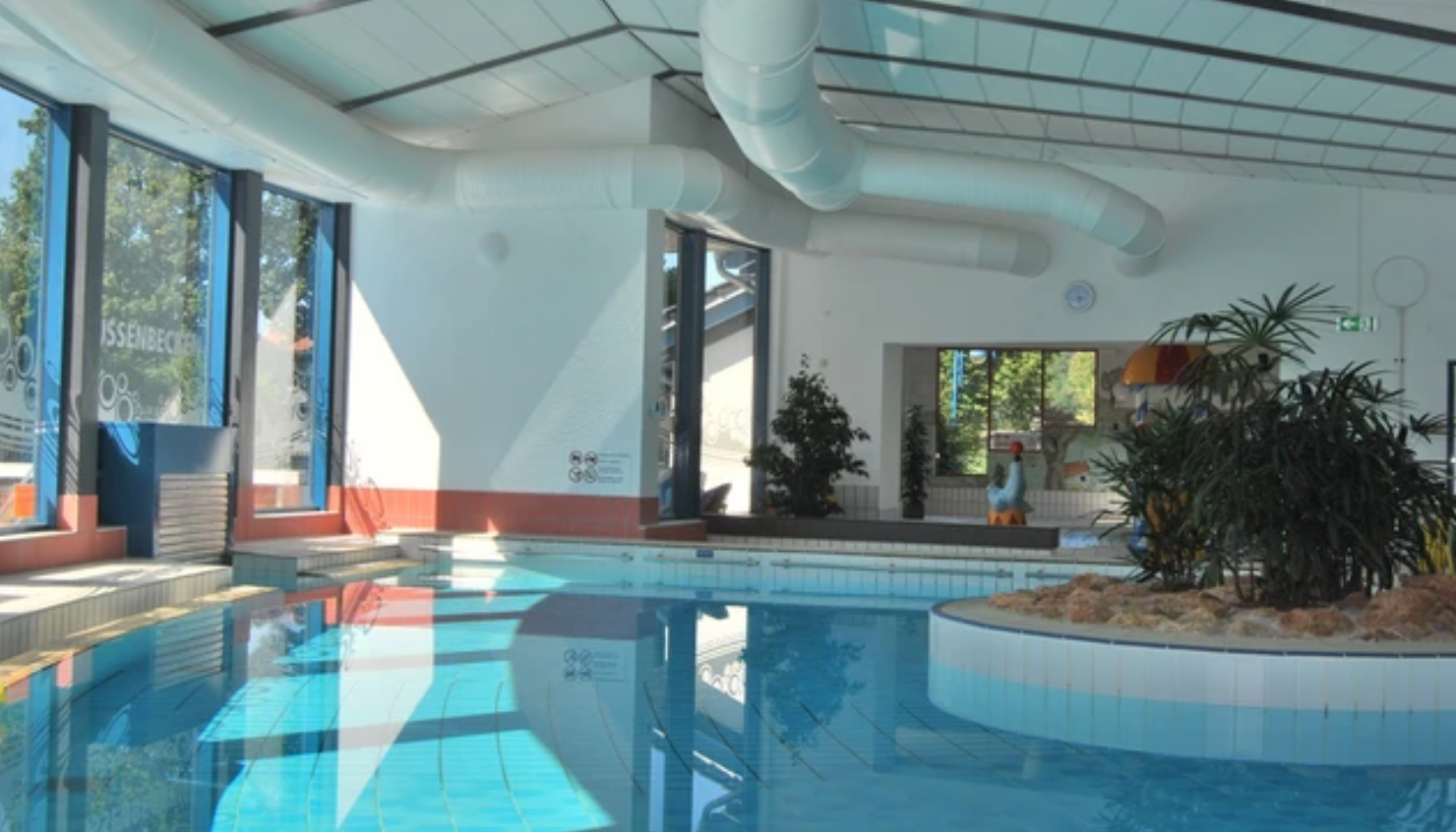Familie- en avonturenbad in Heringhausen met binnenbad